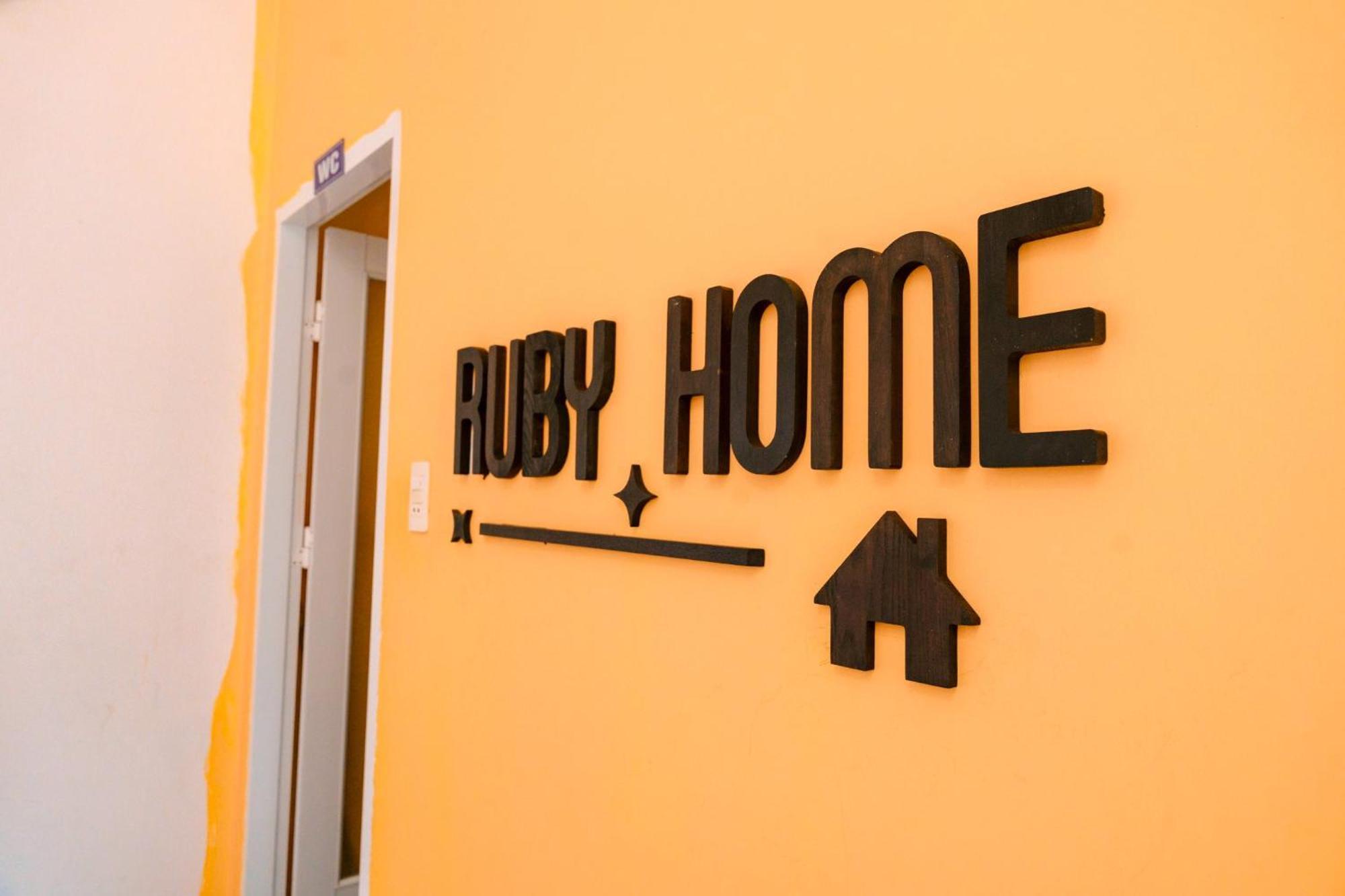 Ruby Phu Yen Homestay *